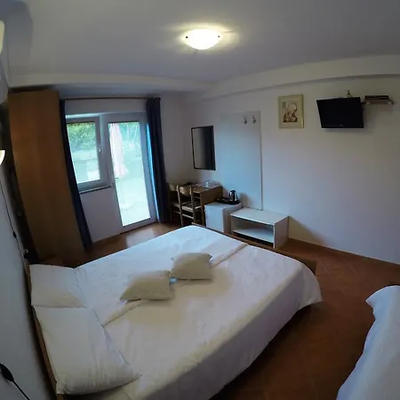 Gasthuis Pineta 3*